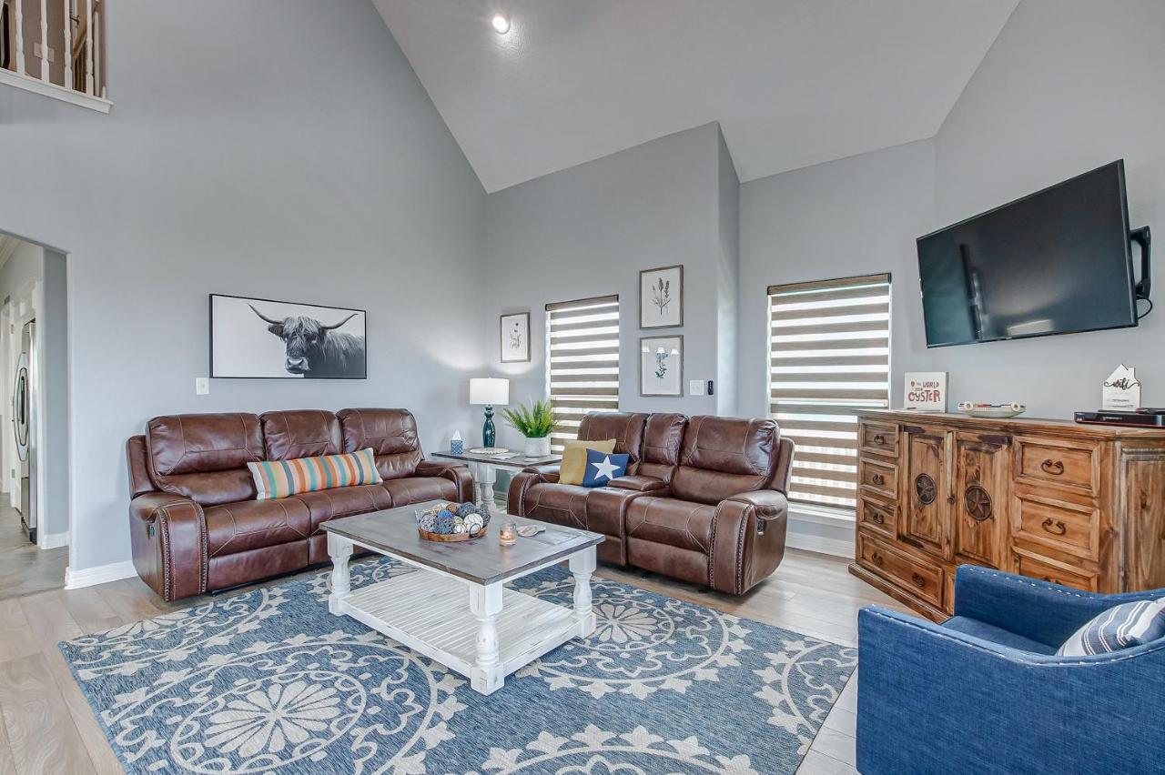 Spring Break Specials! Front Row Views - Tiki Bar - Playground Villa Bolivar Peninsula Eksteriør bilde